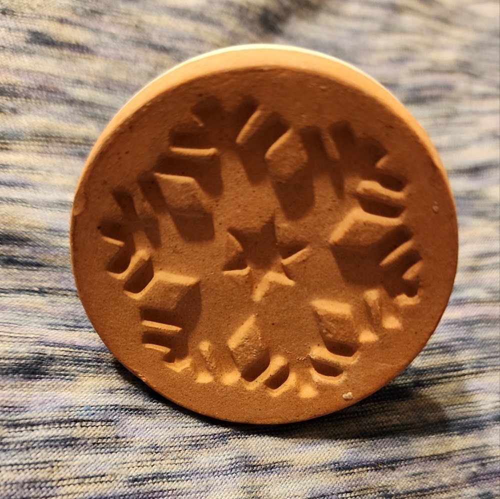 Snowflake with star cookie press